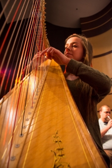 emily-carpenter-a-freshman-at-oklahoma-city-university-plays-the-harp-for-the-oklahoma-city-symphonic-band